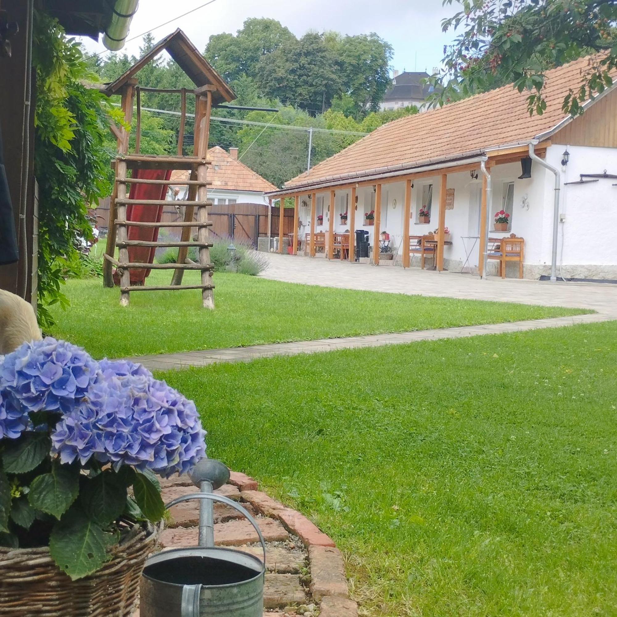Bobita Apartmanhaz Szilvásvárad Zewnętrze zdjęcie